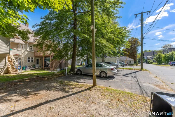 $1,350 | 39 Goodwin Street, Unit 1, Bristol, CT 06010