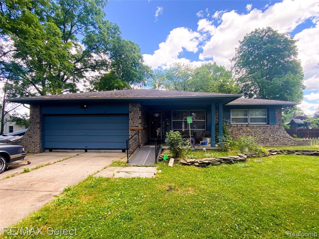 4290 North Genesee Road Flint, MI 48506 - Photo 1 of 24
