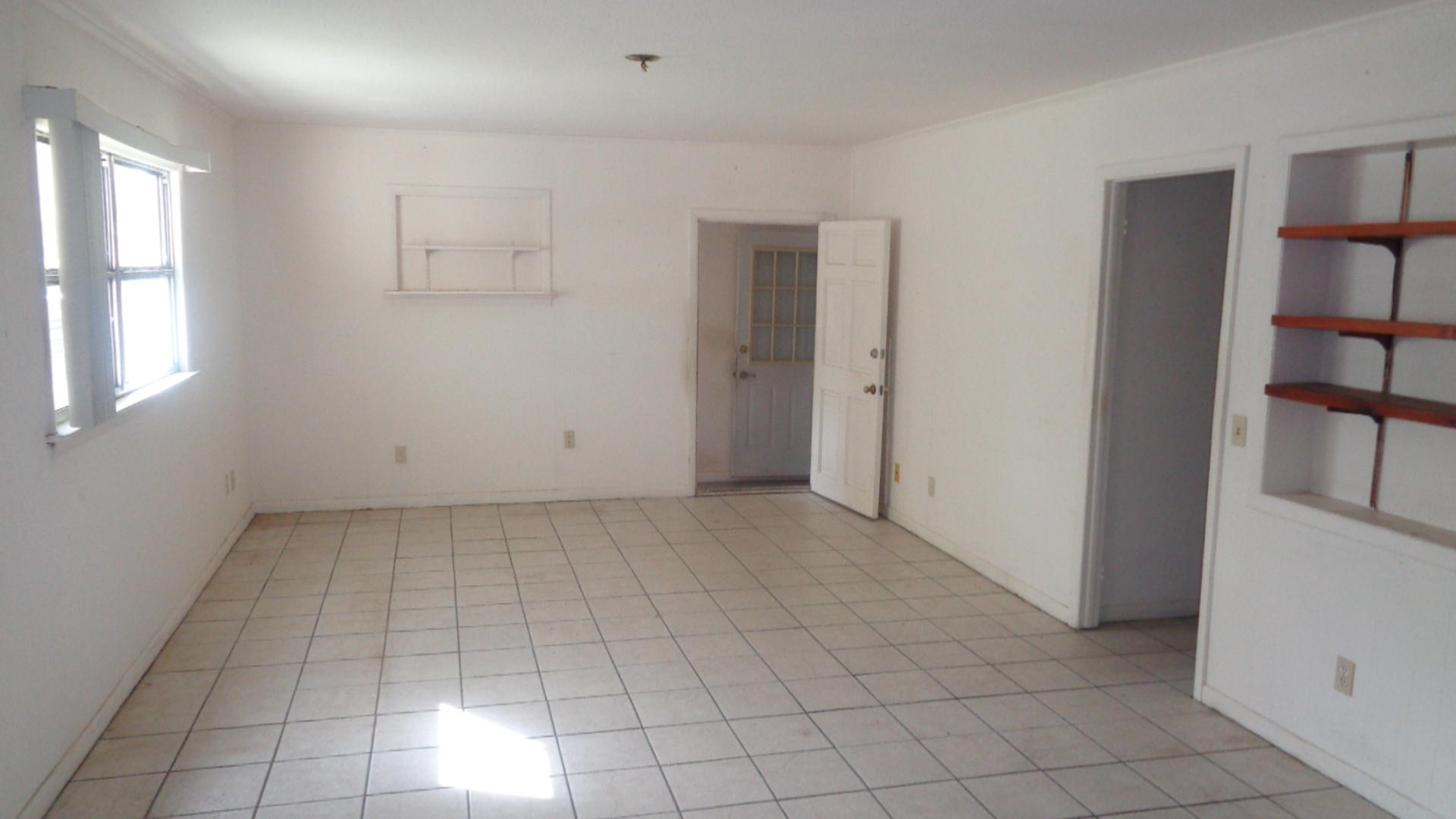 1102 Apple Street Fort Pierce, FL 34950 - Photo 5 of 15 DSC03271