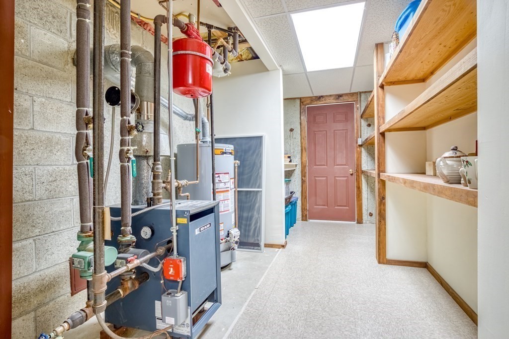 10 Rock Road Tyngsborough, MA 01879 - Photo 18 of 35 Gallery Image 18