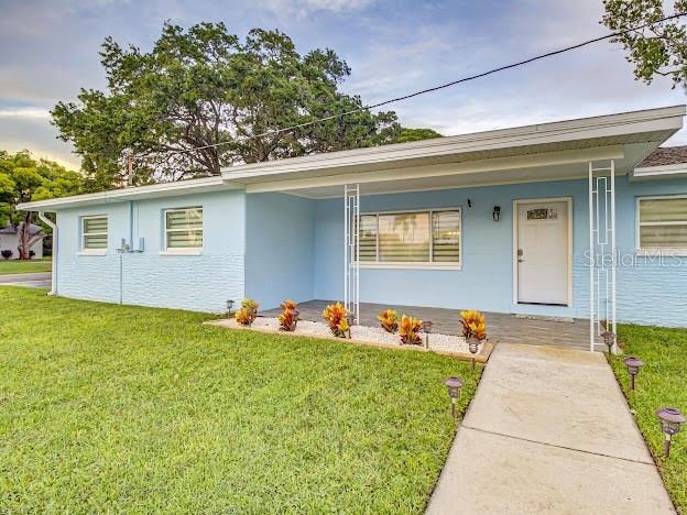 5151 Duhme Road St. Petersburg, FL 33708 - Photo 2 of 55