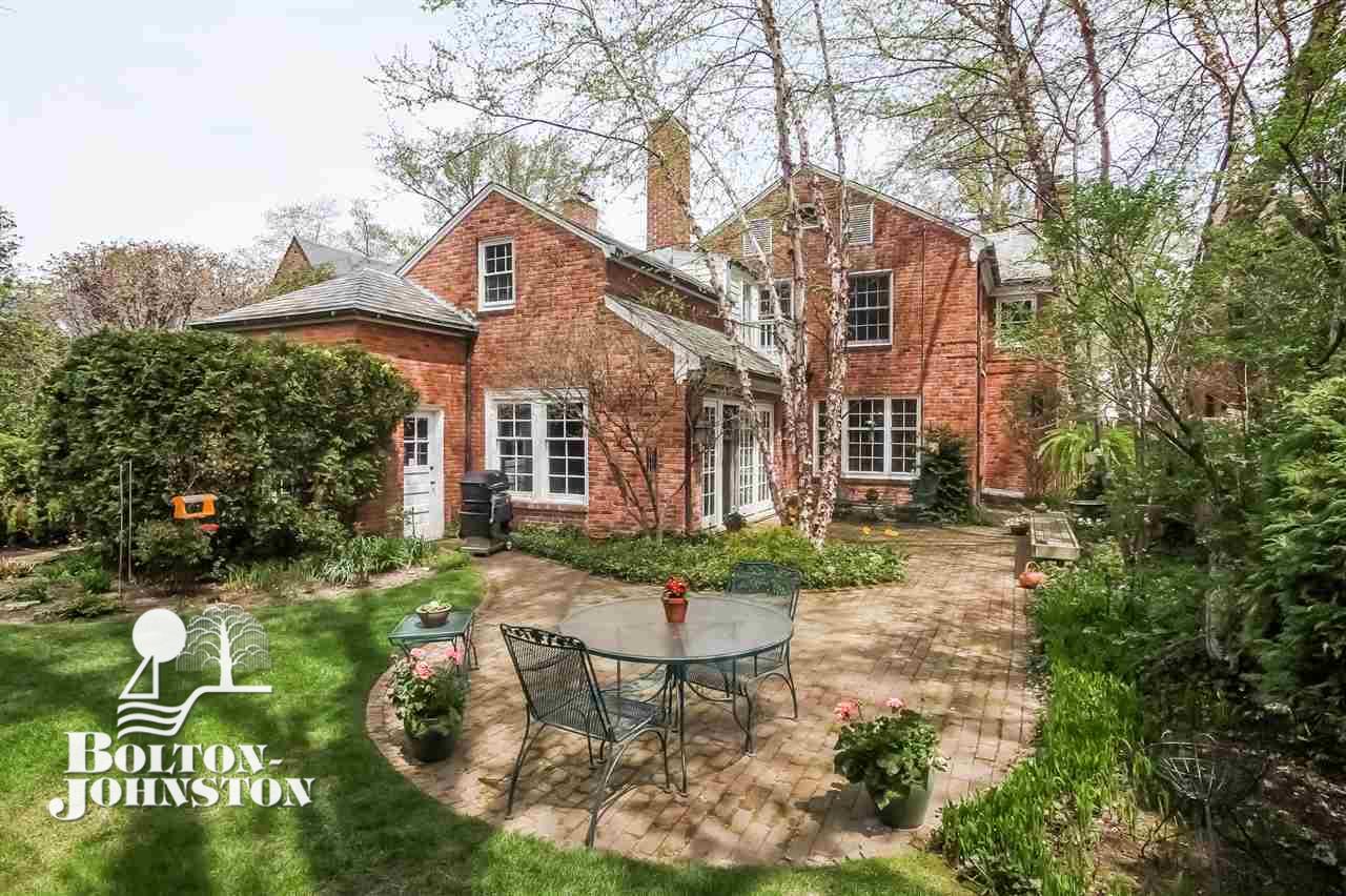 103 Moran Road Grosse Pointe, MI 48236 - Photo 46 of 50 31345349-45.JPG
