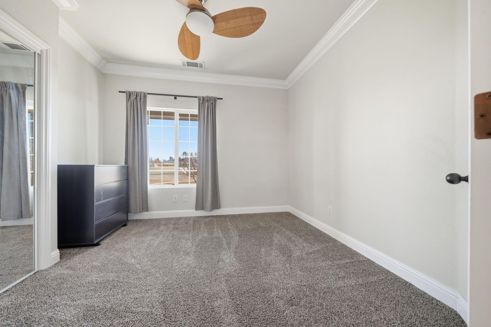 6760 Amber Ridge Drive Anderson, CA 96007 - Photo 18 of 30 35-web-or-mls-IMG-35
