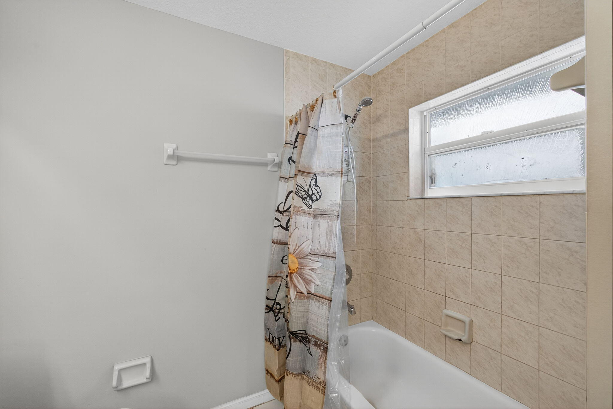 6394 Drake Street Jupiter, FL 33458 - Photo 31 of 54 34-web-or-mls-021_5D1A8367