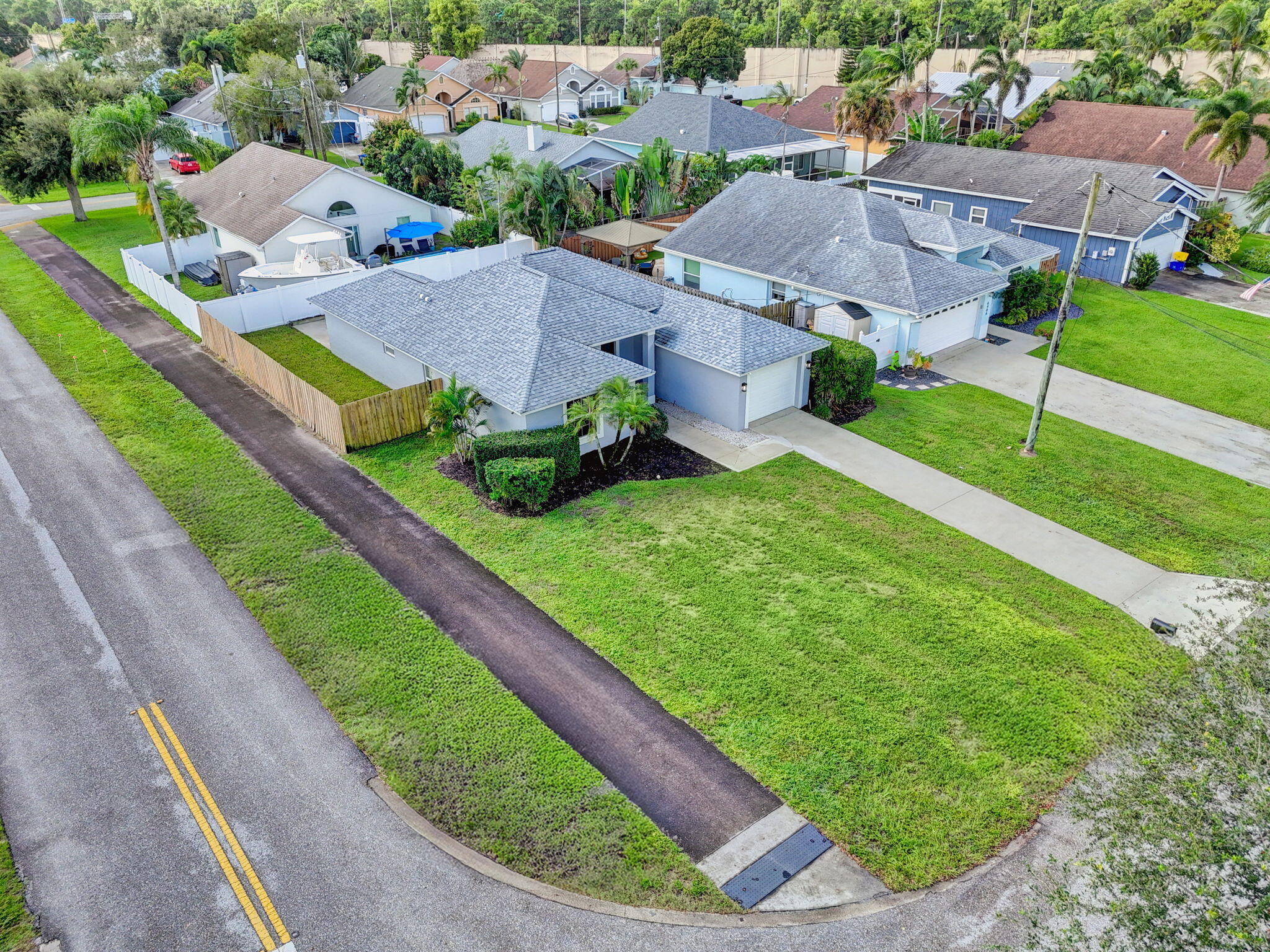 6394 Drake Street Jupiter, FL 33458 - Photo 34 of 54 43-web-or-mls-DJI_20250929114049_0017_DJ
