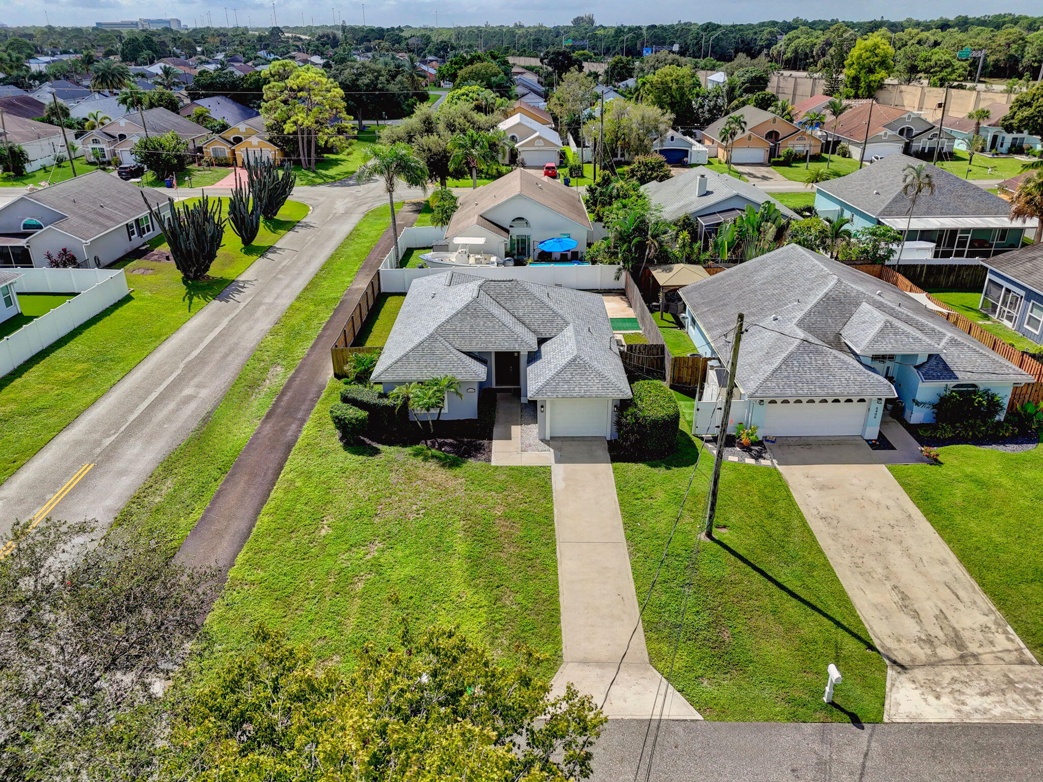 6394 Drake Street Jupiter, FL 33458 - Photo 38 of 54 44-web-or-mls-DJI_20250929114134_0038_DJ