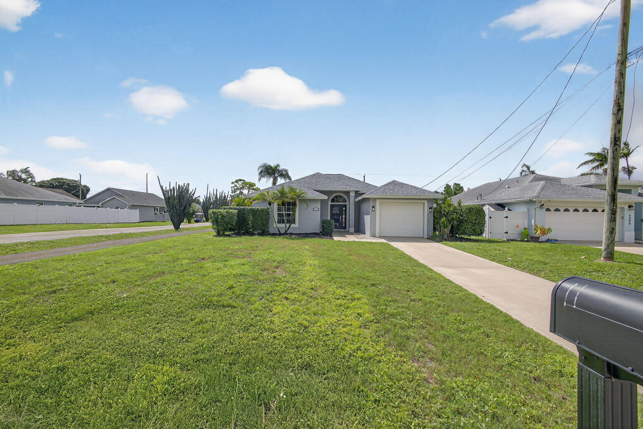 6394 Drake Street Jupiter, FL 33458 - Photo 40 of 54 2-web-or-mls-002_5D1A8271
