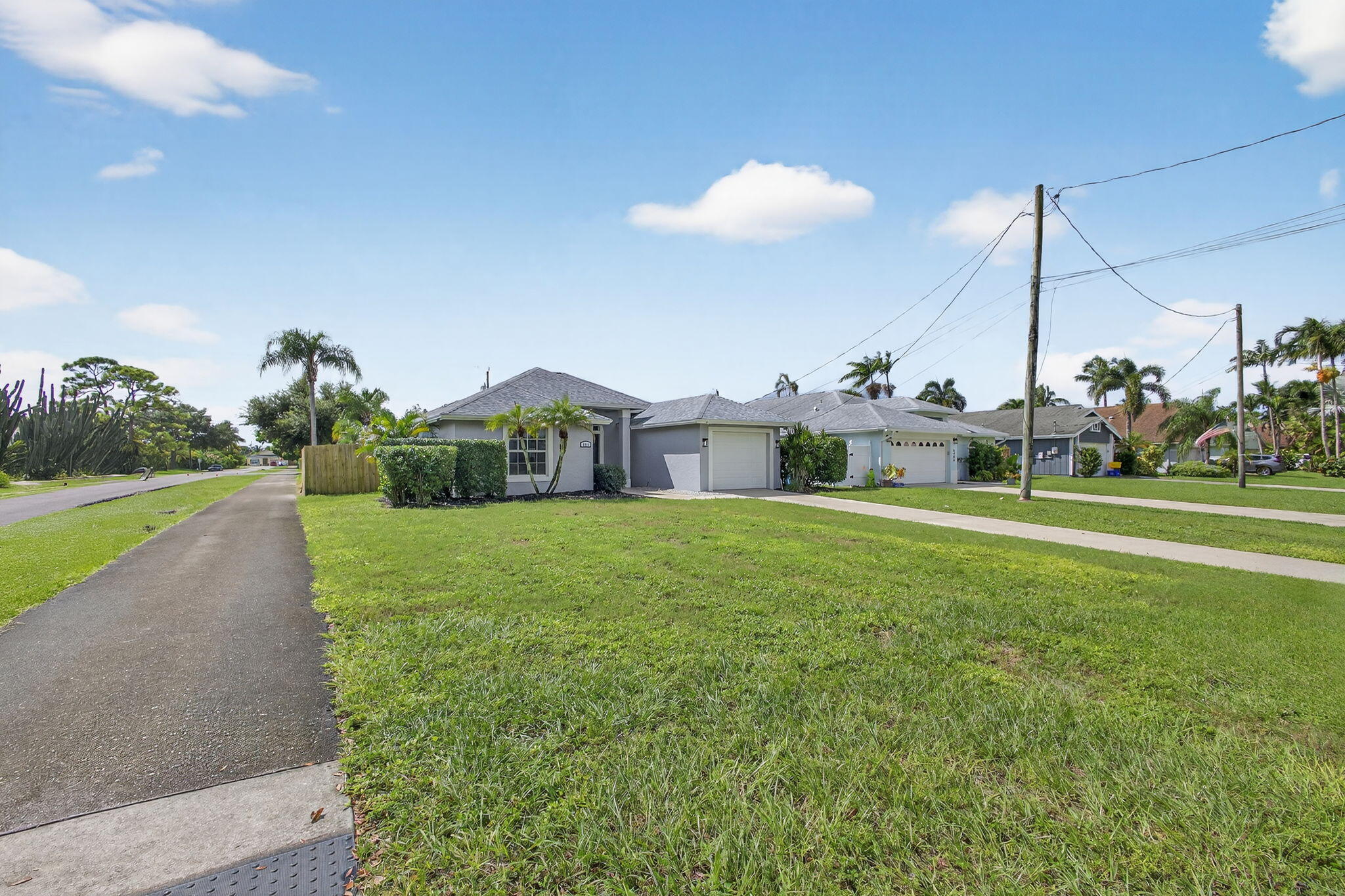 6394 Drake Street Jupiter, FL 33458 - Photo 48 of 54 1-web-or-mls-001_5D1A8262