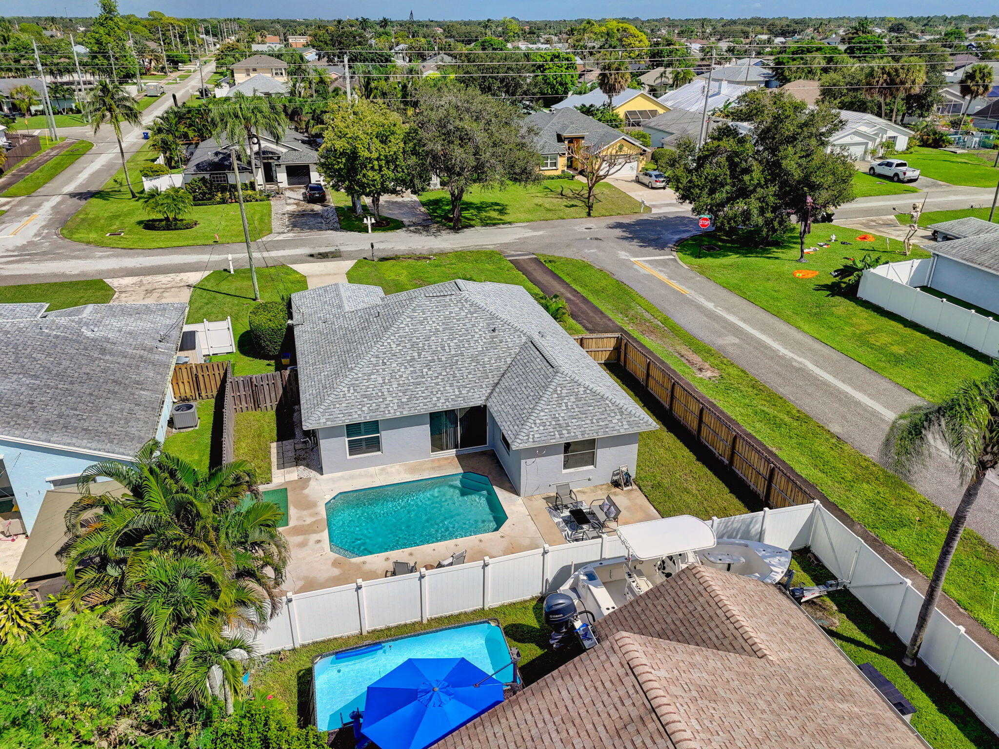 6394 Drake Street Jupiter, FL 33458 - Photo 51 of 54 52-web-or-mls-DJI_20250929114252_0094_DJ