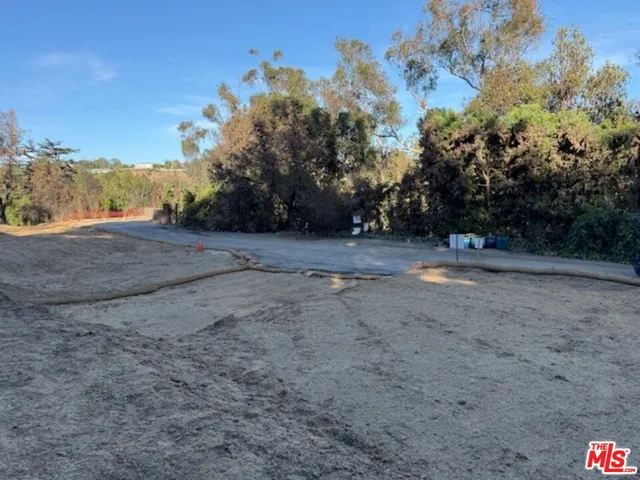 $1,475,000 | 14517 Sunset Boulevard, Pacific Palisades, CA 90272