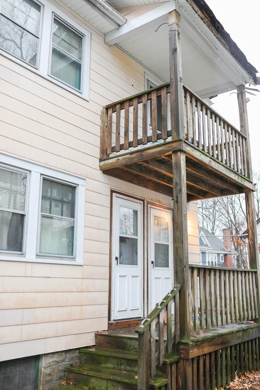 19-21 Nye Street Springfield, MA 01104 - Photo 3 of 19 Gallery Image 3
