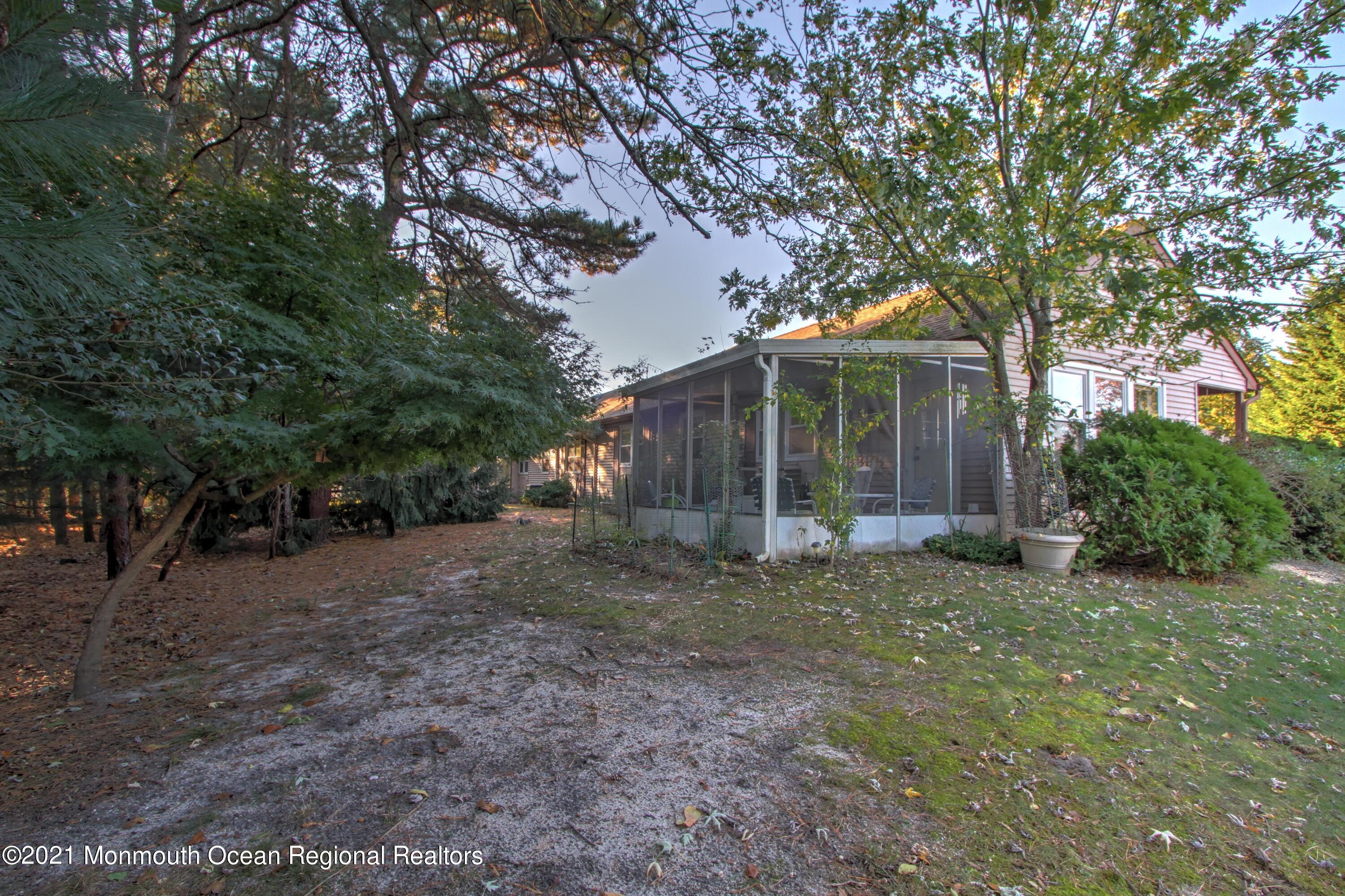 7 D Spring Street Whiting, NJ 08759 - Photo 15 of 16 Back View