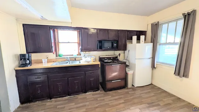 $93,000 | 613 Lincoln Street, Osage City, KS 66523