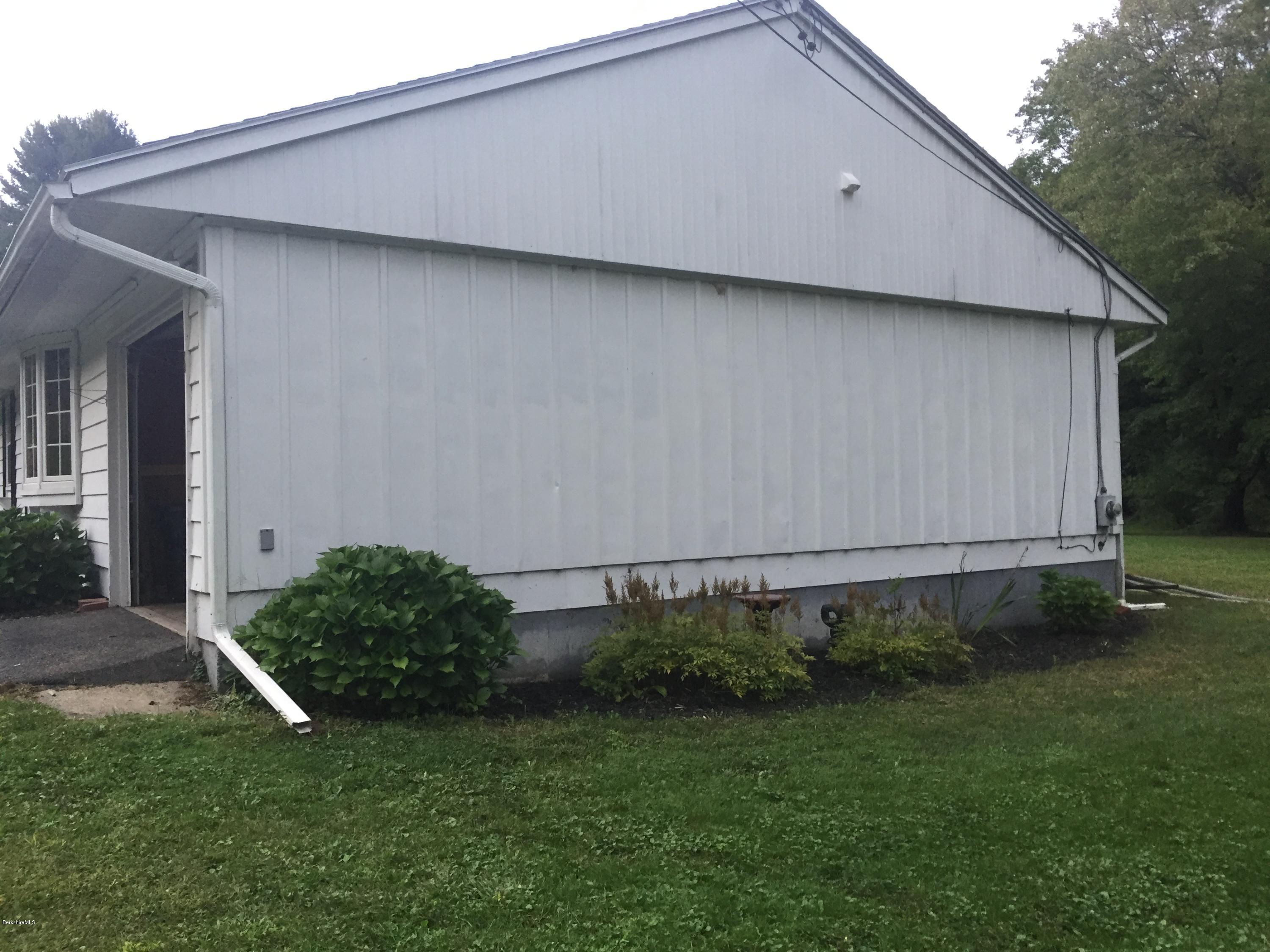 186 Partridge Road Pittsfield, MA 01201 - Photo 2 of 25 4F430561-A03E-4043-B5FC-98A33EE18CCF