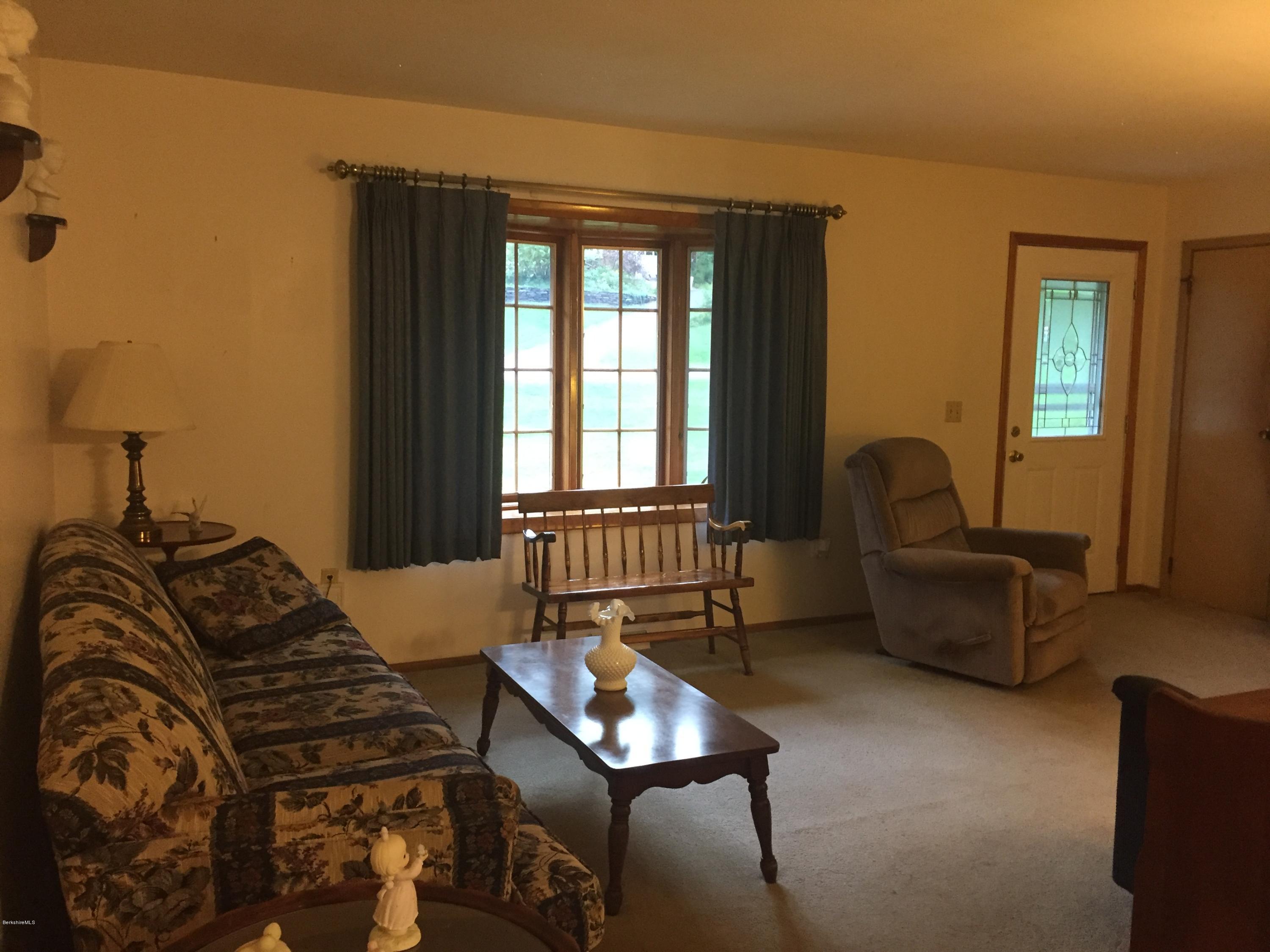 186 Partridge Road Pittsfield, MA 01201 - Photo 4 of 25 C8373E83-9F43-4834-813F-A32C14D249FC
