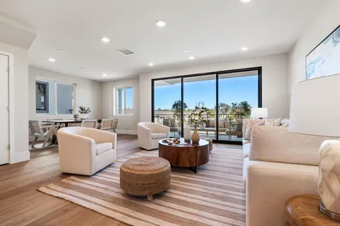 $1,995,000 | 320 Chinquapin Avenue, Carlsbad, CA 92008