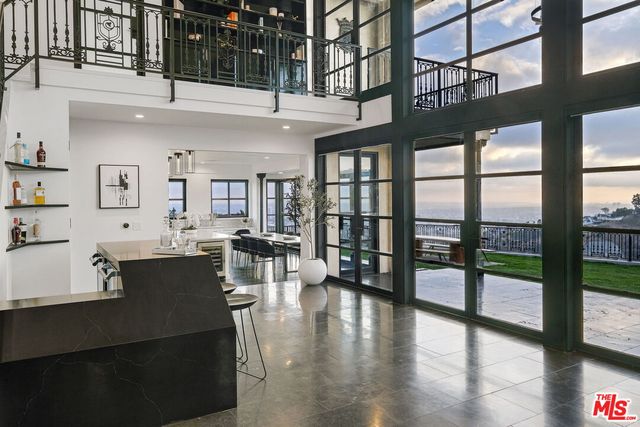 $38,000 | 2135 Hercules Drive, Los Angeles, CA 90046