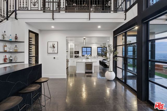 $38,000 | 2135 Hercules Drive, Los Angeles, CA 90046