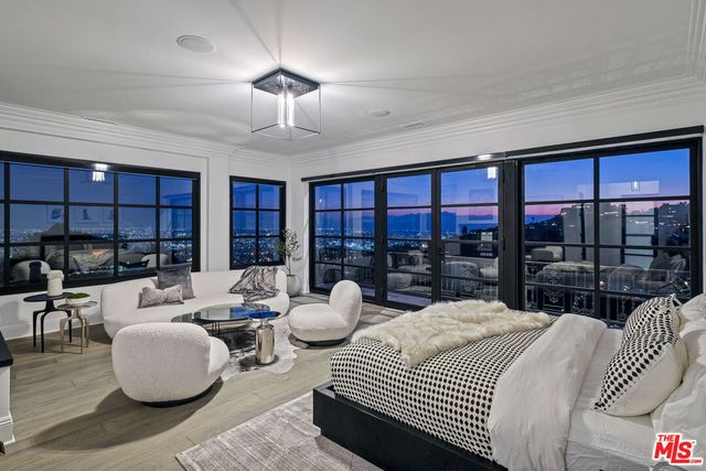 $38,000 | 2135 Hercules Drive, Los Angeles, CA 90046