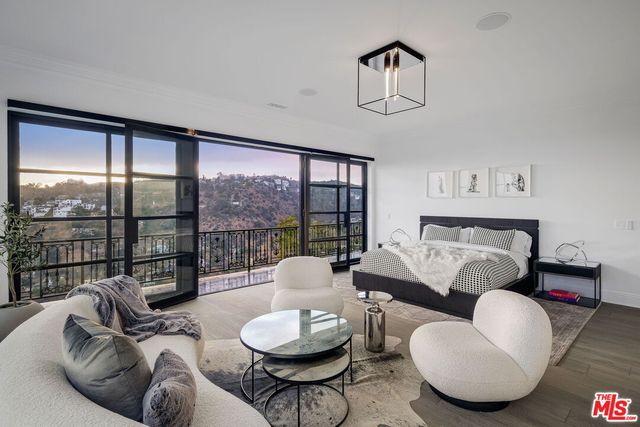 $38,000 | 2135 Hercules Drive, Los Angeles, CA 90046