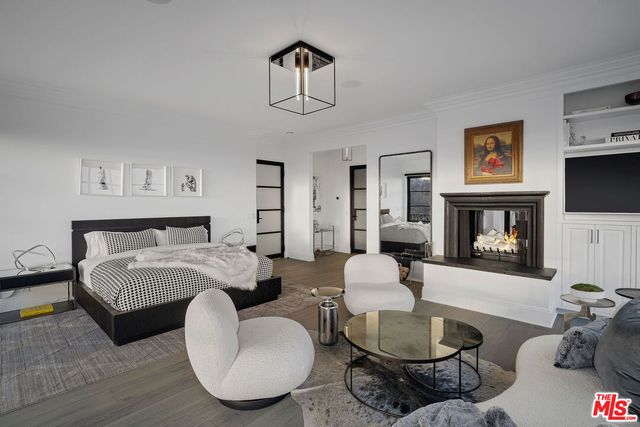 $38,000 | 2135 Hercules Drive, Los Angeles, CA 90046