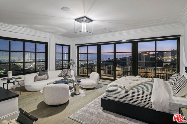 $38,000 | 2135 Hercules Drive, Los Angeles, CA 90046