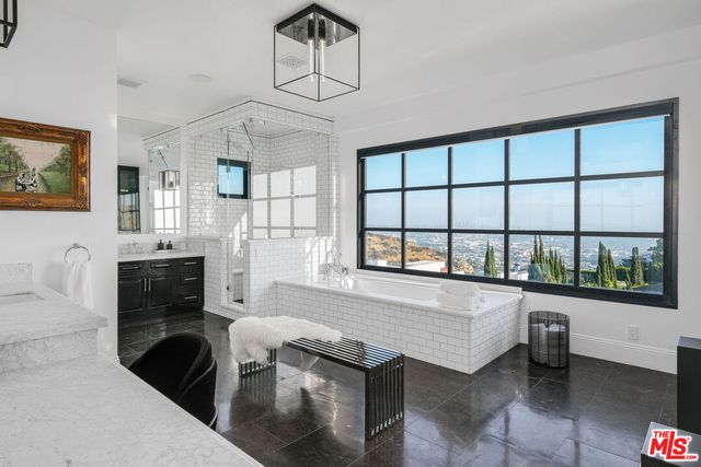 $38,000 | 2135 Hercules Drive, Los Angeles, CA 90046