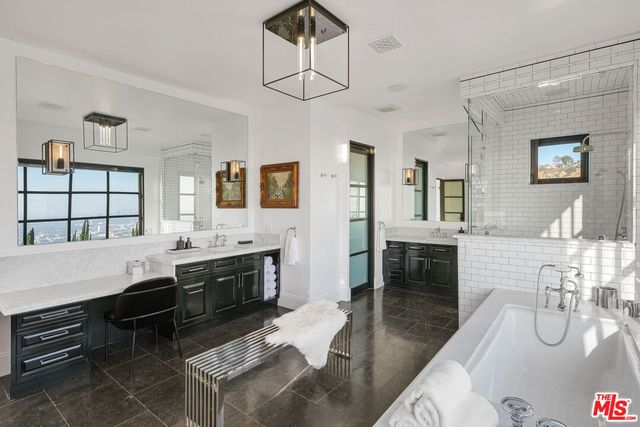 $38,000 | 2135 Hercules Drive, Los Angeles, CA 90046