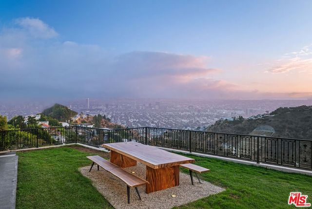 $38,000 | 2135 Hercules Drive, Los Angeles, CA 90046