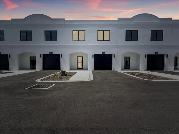 $325,000 | 4345 Cambio Gdns Court, Tampa, FL 33610