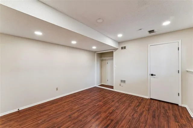 $237,500 | 10902 Bradshaw Street, Overland Park, KS 66210