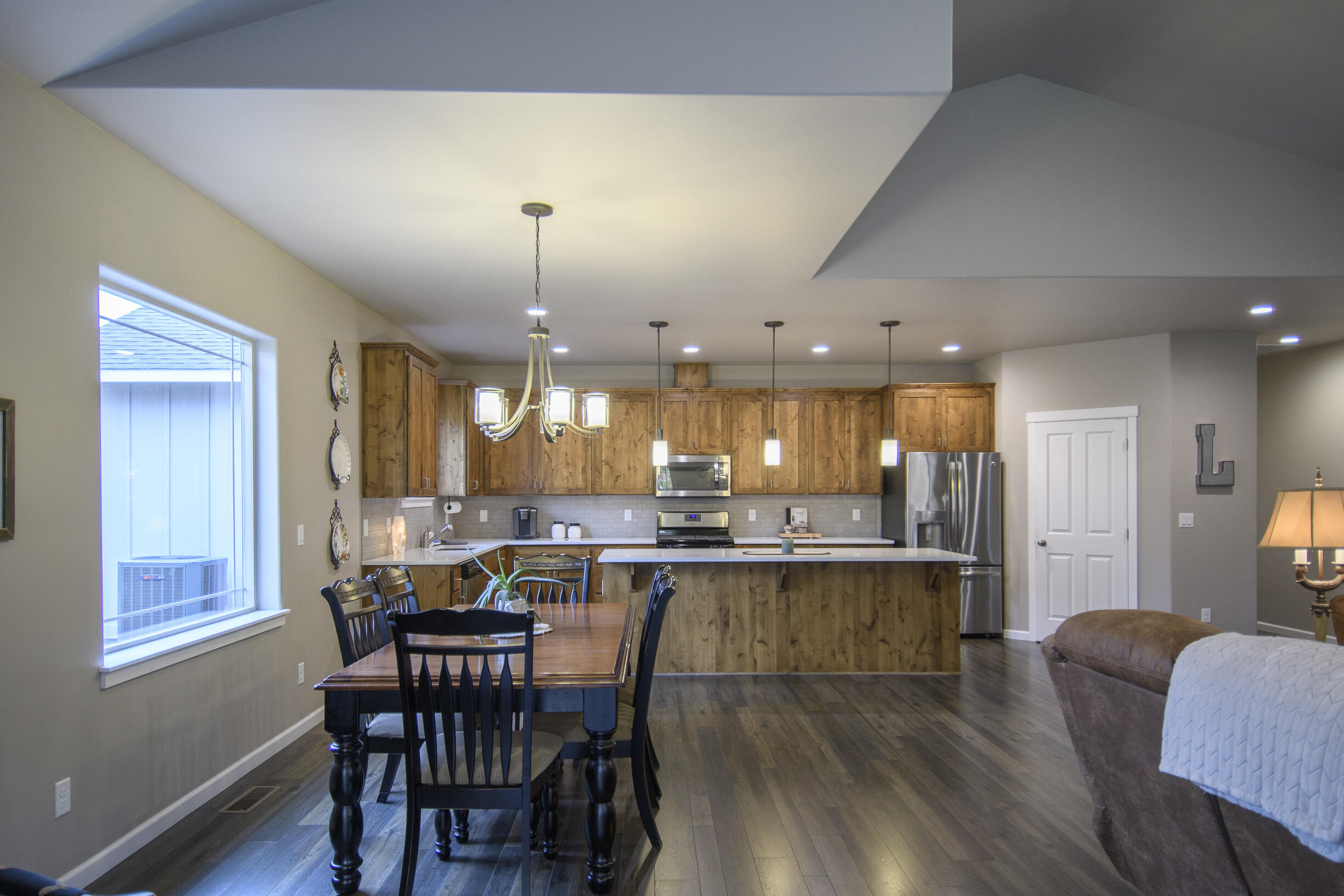2745 Southwest 32nd Street Redmond, OR 97756 - Photo 18 of 28 LockmanMLS-18