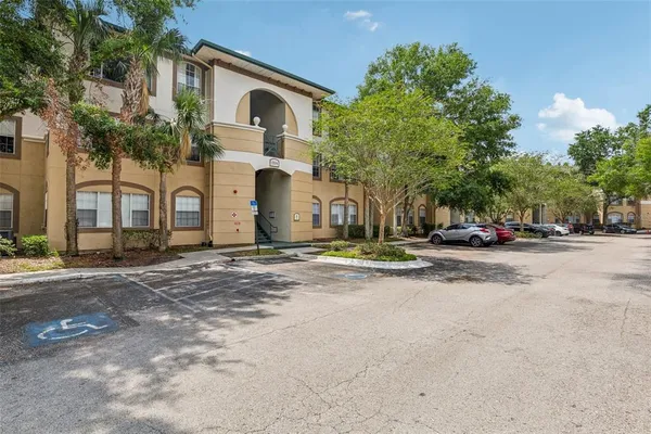 $172,000 | 17104 Carrington Park Drive, Unit 514, Tampa, FL 33647