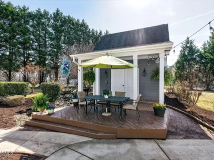 $725,000 | 7101 Evelyn Circle, Zebulon, NC 27597