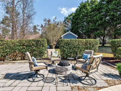 $725,000 | 7101 Evelyn Circle, Zebulon, NC 27597