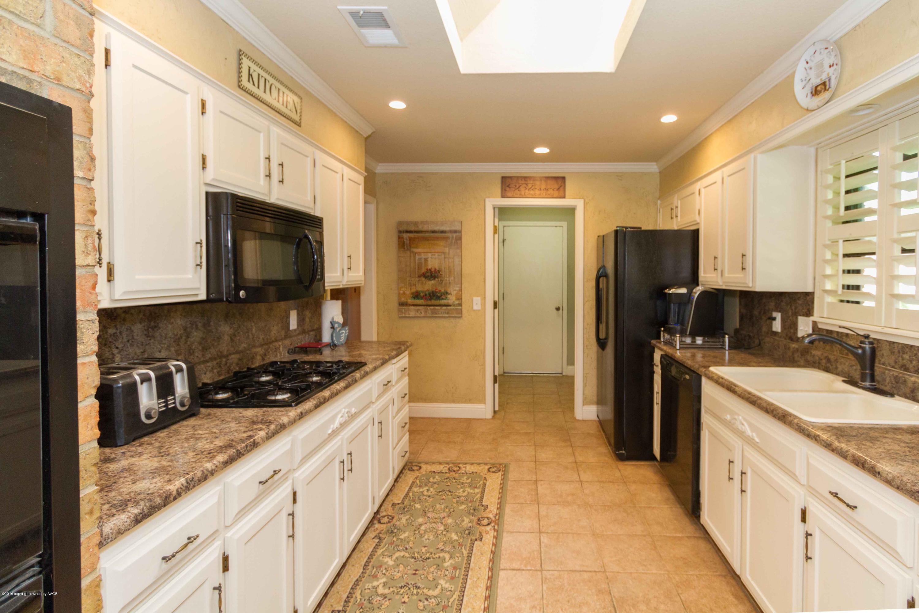 KITCHEN VIEW 1