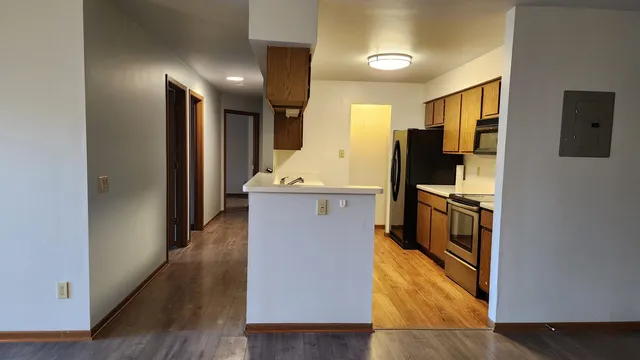 $154,900 | 1140 Morraine View Drive, Unit 204, Madison, WI 53719