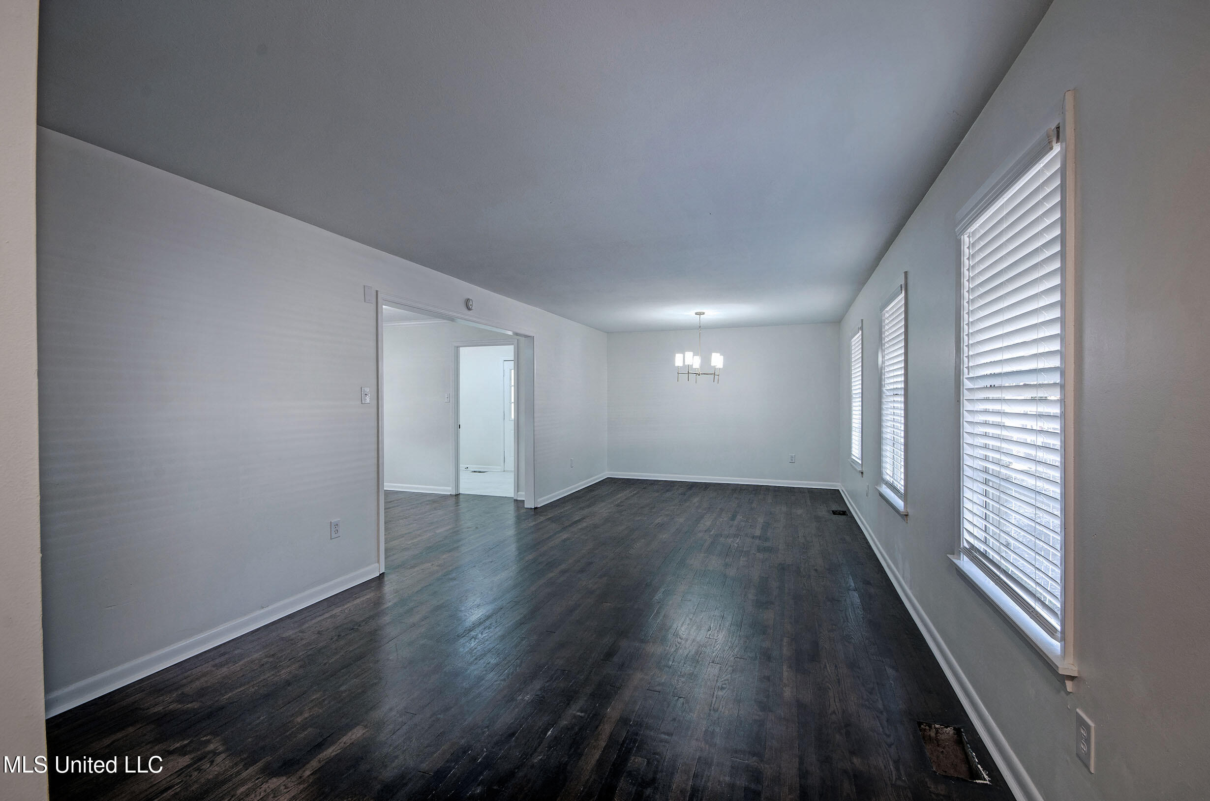 667 Reddoch Drive Jackson, MS 39211 - Photo 5 of 25 IMGP8625_6_7
