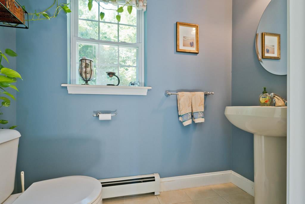 154 Windham Center Road Windham, ME 04062 - Photo 19 of 29 Bathroom