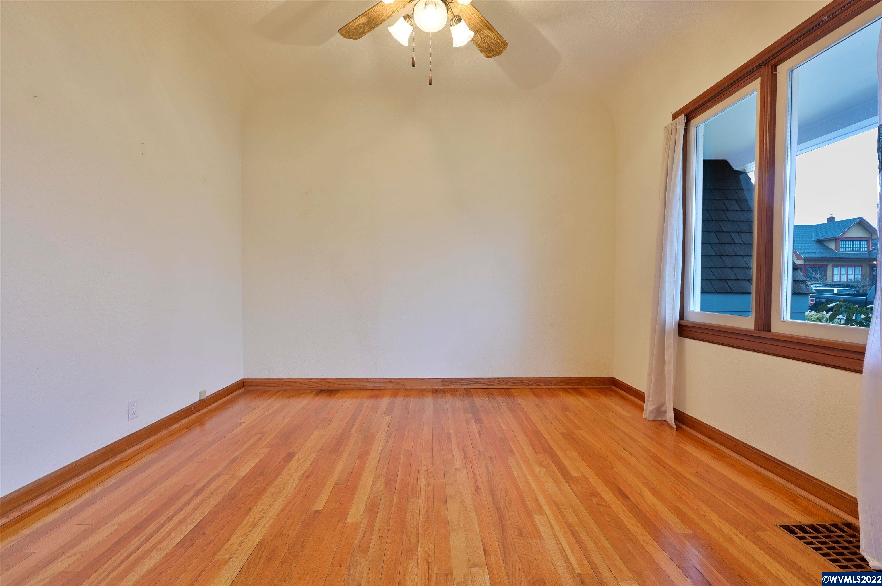 804 Southwest 10th Avenue Albany, OR 97321 - Photo 11 of 41