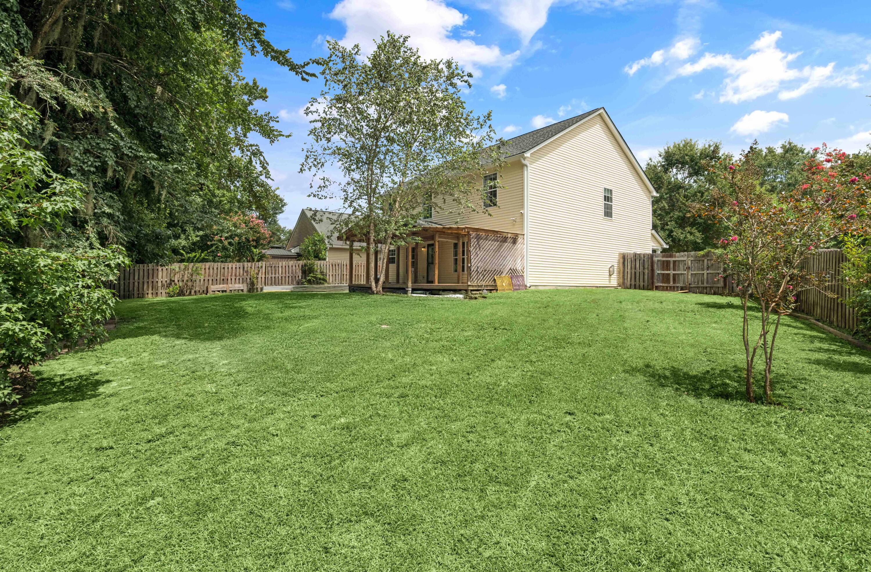 132 Hammerbeck Road Summerville, SC 29483 - Photo 2 of 47 132 Hammerbeck Exteriors Low Res Back ya