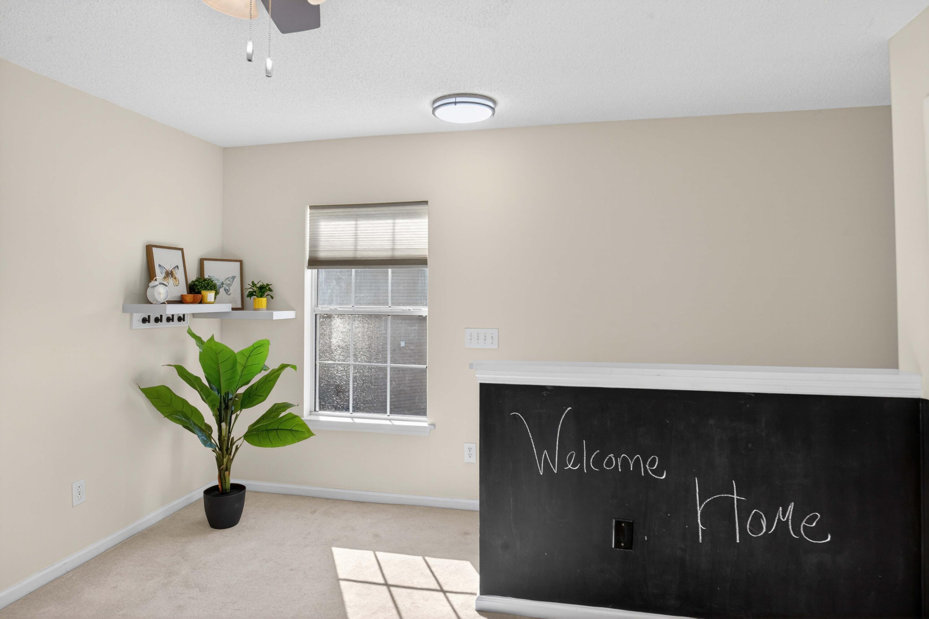 132 Hammerbeck Road Summerville, SC 29483 - Photo 21 of 47 132 Hammerbeck Staging-13