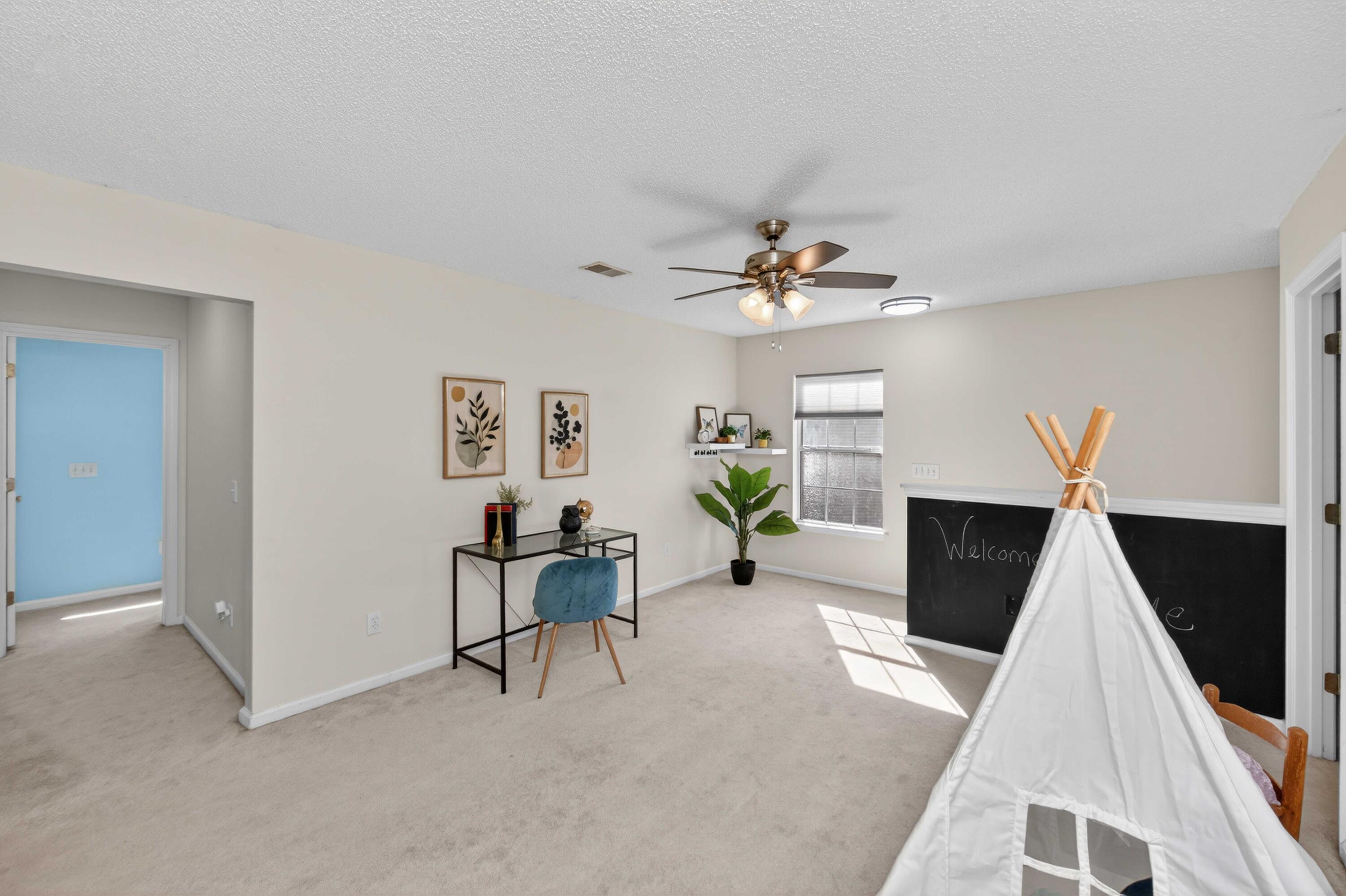 132 Hammerbeck Road Summerville, SC 29483 - Photo 24 of 47 132 Hammerbeck Staging-5