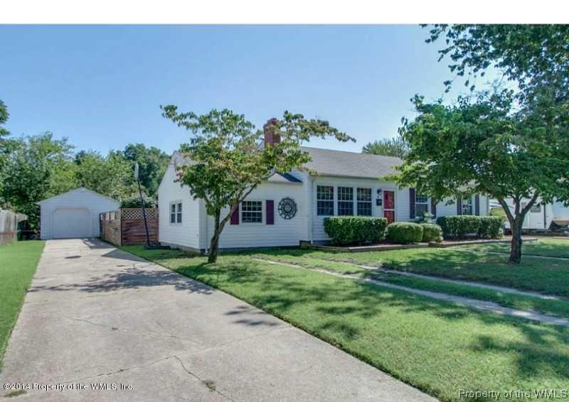4 Rutledge Road Newport News, VA 23601 - Photo 1 of 27 Gallery Image 1
