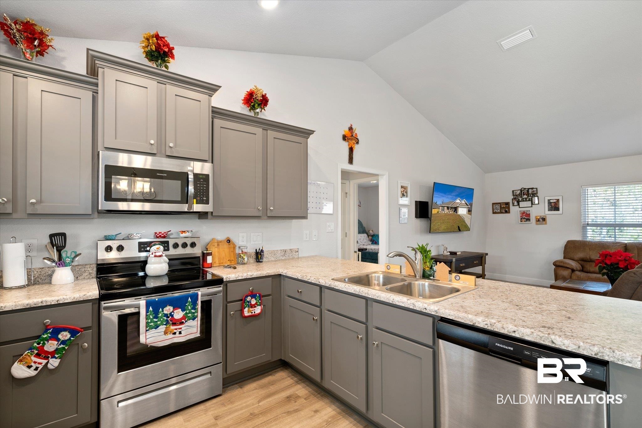16185 Wishing Tree Court Foley, AL 36535 - Photo 6 of 22