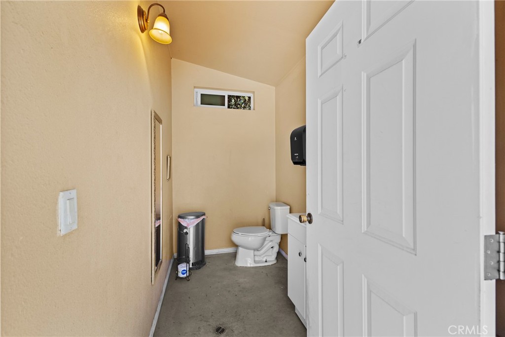 19345 Warren Road Riverside, CA 92508 - Photo 37 of 72