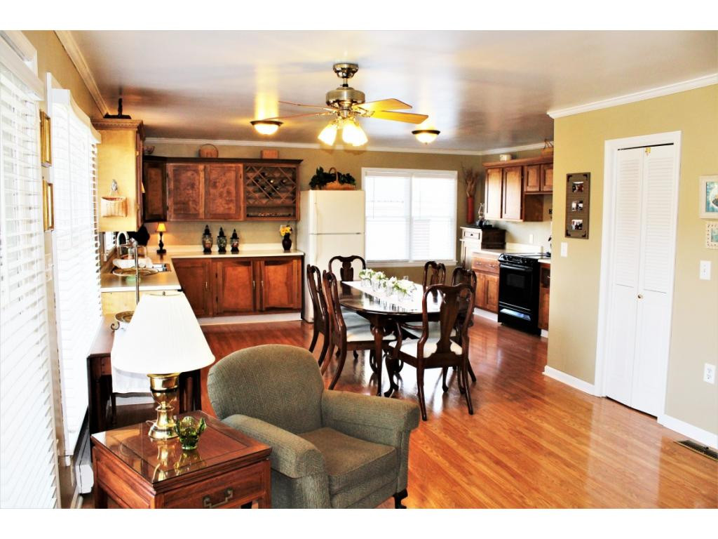 376 Sugar Run Road Jonesville, VA 24263 - Photo 14 of 36 Photo 14
