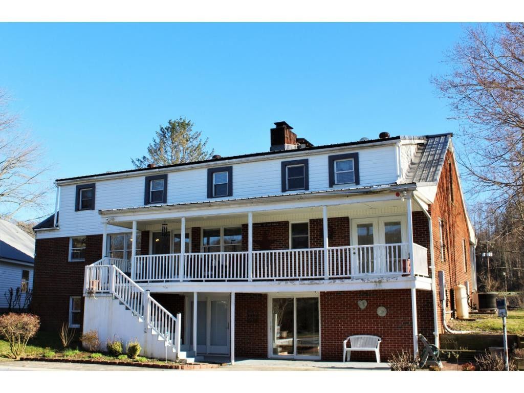 376 Sugar Run Road Jonesville, VA 24263 - Photo 33 of 36 Back of house