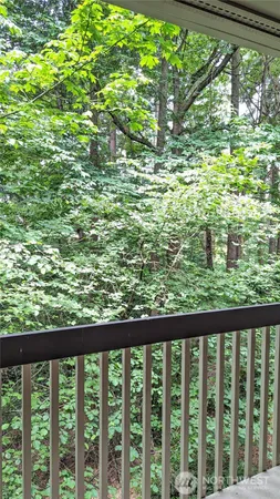 $1,745 | 10819 Northeast 37th Place, Unit 107, Bellevue, WA 98004