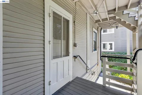 $1,595,000 | 2607 Alcatraz Avenue, Berkeley, CA 94618